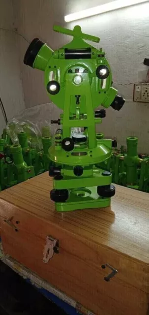 Vernier Theodolite 20 Seconds Transit Surveyors Teodolite verde con scatola