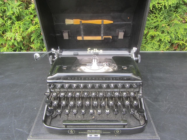 Schreibmaschine Kofferschreibmaschine Erika No 9