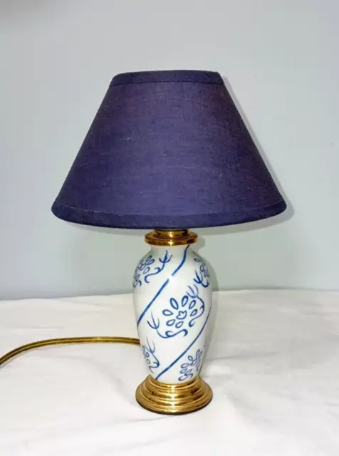 Small Blue and White Ceramic and Brass Accent Table Lamp w/ Shade & Bulb