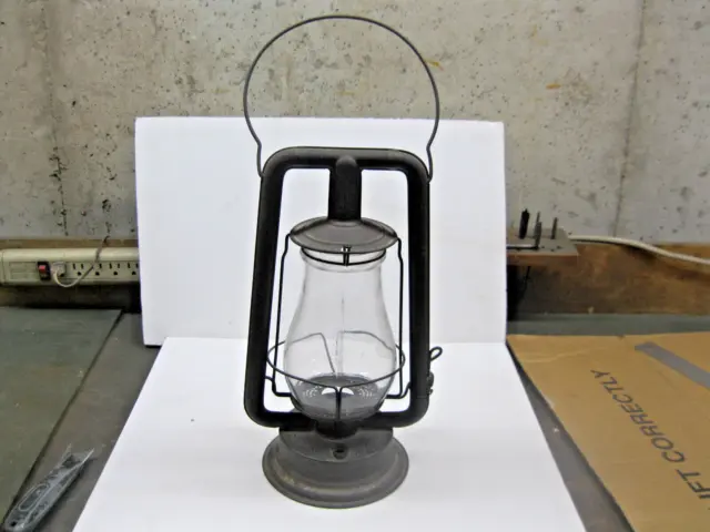 Vintage C.T. HAM MFG. Co No. 0 Clipper Kerosene Tubular Lantern