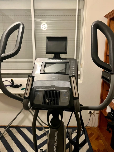 NORDICTRACK C12 9 ELLIPTICAL Cross trainer Exercise Home Gym 700 00 nordictrack-c12-9-elliptical-cross-trainer-exercise-home-gym-700-00