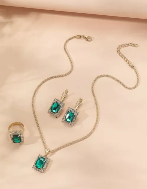 Emerald green gemstone diamond cubic zirconia 18k gold ring necklace earring set