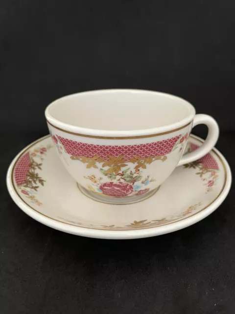 Mayer Teacup And Saucer China Co Beaver Falls PA USA #186 Gold Rimmed Floral