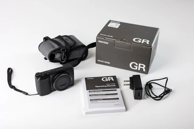 Ricoh GR IIIx Compact Digital Camera (MINT! barely used) Free case included! 6