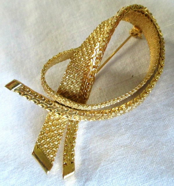 Broche Vintage Argentée Signée SARAH COV Avec Cristaux Style Diamant - Bijou Ancien élégant