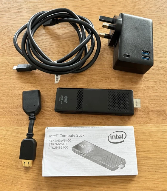 Window 11 Compute Module INTEL COMPUTE STICK - STK2M364CC - Windows 11 Pro - 4 GB RAM - 64 GB di ...