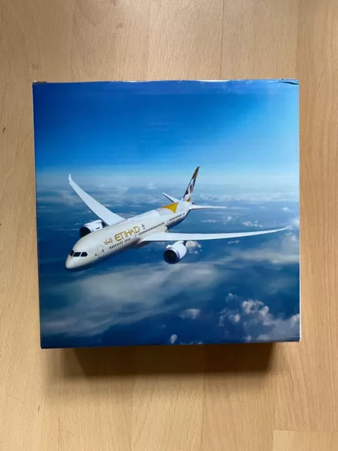 Boeing 787-9 Die Cast Model Aircraft 1:300 scale