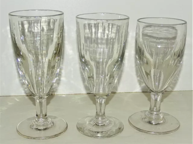 3  GRANDS VERRES de BISTRO XIXe en VERRE TRES EPAIS 2 Modèles différents VITRINE