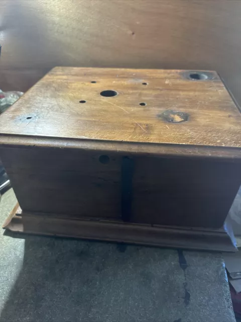 Ancienne boîte caisse de gramophone en bois