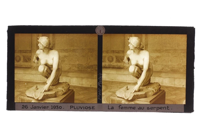 Petit Palais Femme au serpent France Photo Stereo Plaque de verre 1930
