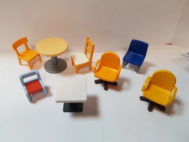 Lot D'accessoires Playmobil - Sièges, Tabourets, Chaises, Fauteuils, Pouf Rouge - Occasion