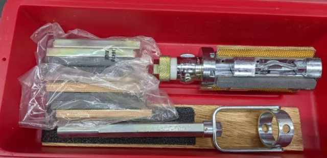 Lisle CHJ - Cylinder Hone Set 1-3/4" to 2-3/4" NEW Lisle CHJ - Cylinder Hone Set 1-3/4" to 2-3/4" NEW