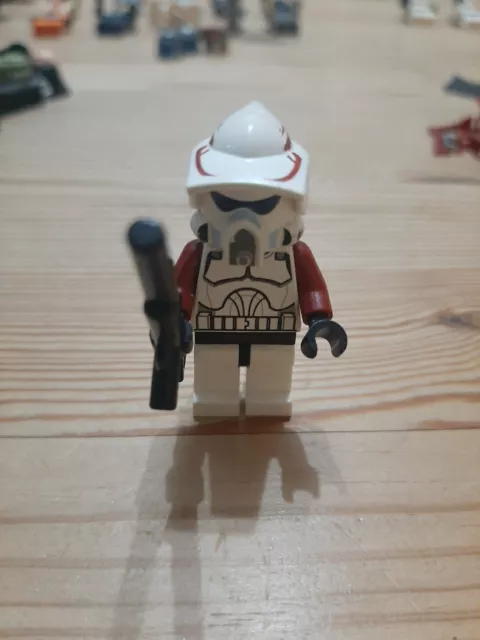 Lego Minifigure Star Wars Sw0378 Clone ARF Trooper With Blaster