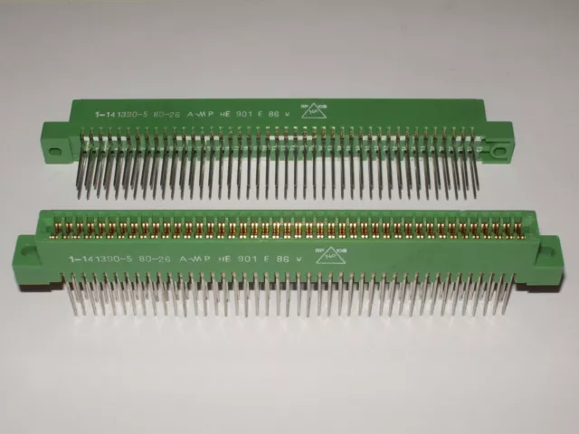 Connecteur encartable 2 x 43 points, pas 2,54mm wire wrap AMP 11413905 HE901E86W