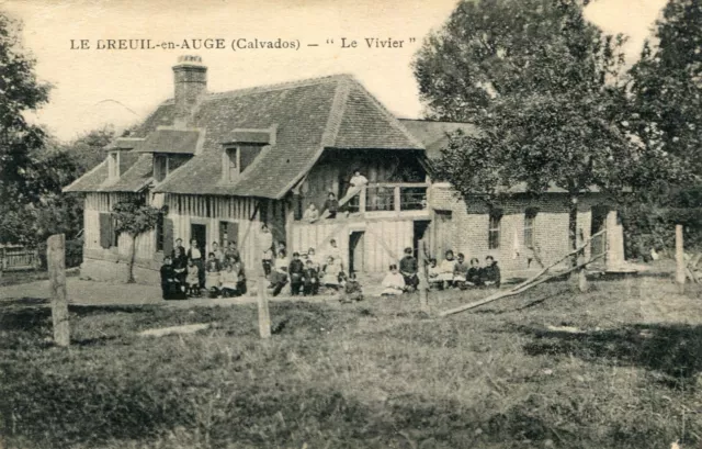 LE BREUIL EN AUGE Le Vivier avec de nombreux enfants PLus une carte OFFerte