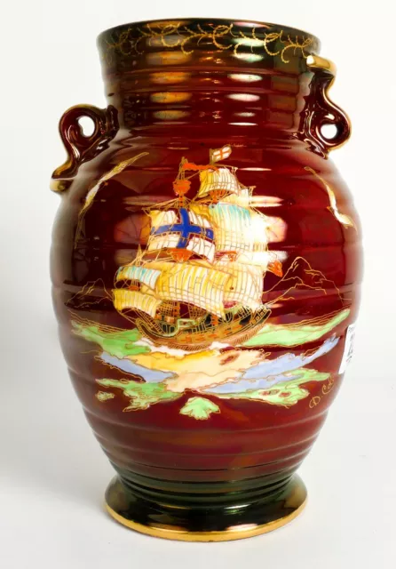 Atemberaubende Krone Devon rote glänzende Felder Galeonenvase 525y Made in UK!