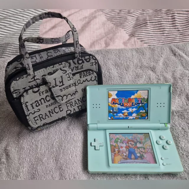 Nintendo DS lite - türkis / inkl 2 Spiele + Tasche