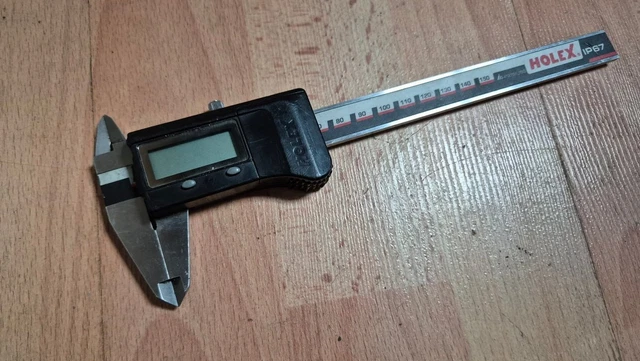 Digitaler-Anreiß-Messschieber 0-150mm mit Hartmetall
