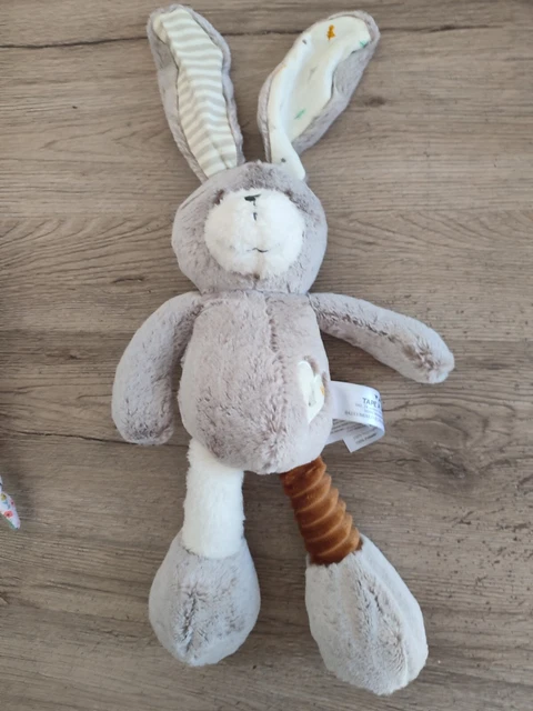 Doudou peluche lapin beige marron blanc feuille champignon  Tape à l'Oeil TAO