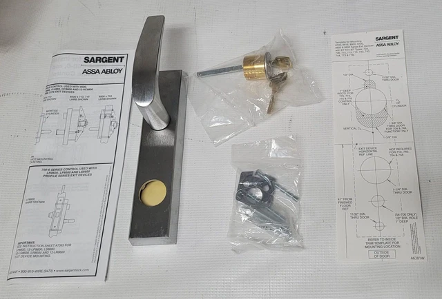 SARGENT - Lever Escutcheon w/Lock and Lever in Satin Chrome - 704 ET B 26D