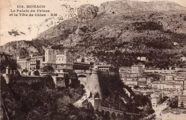 CPA Monaco - le palais du prince et la Tête de chien . Colorisée. 1927