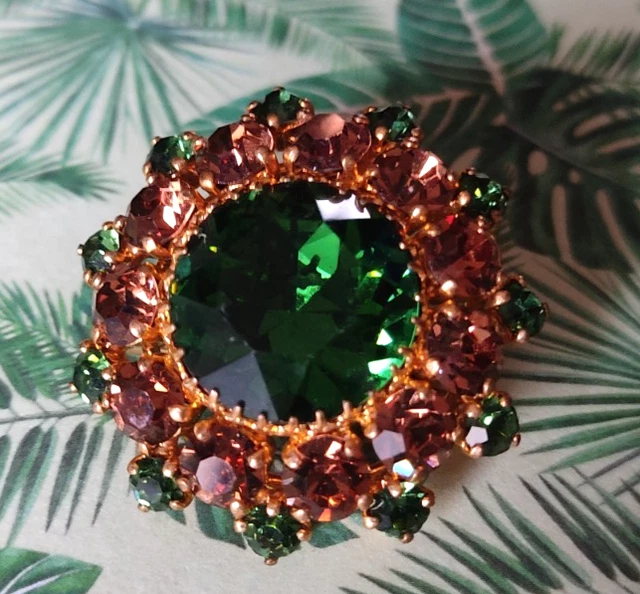 Broche Ancienne Plaquée Or – Décor Floral Ajouré, Oxydation Rouge, 2 Grammes, Occasion