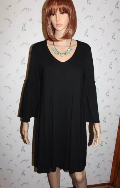 Cupio Bell Sleeve Dress in Black Size M BRAND NEW W/TAGS