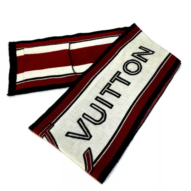 2x Scarf and 2x hat Louis Vuitton » Onlineauctionmaster.com