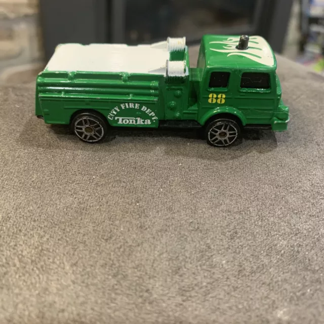 Maisto Denver Pumper Fire Engine Green Diecast 1/64 scale 2006 Tonka Toy Truck