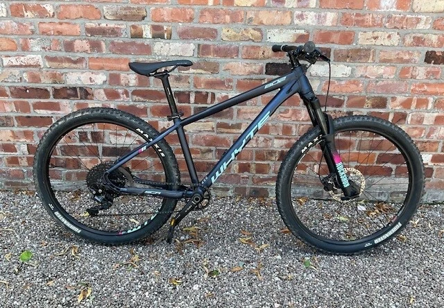 Whyte 802 compact 2025 v3