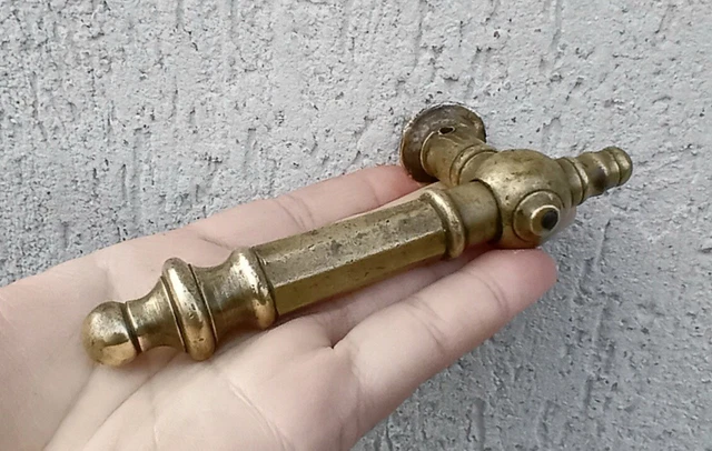 ANCIENNE POIGNEE DE porte en bronze ou laiton, longueur 11,8 cm EUR 15