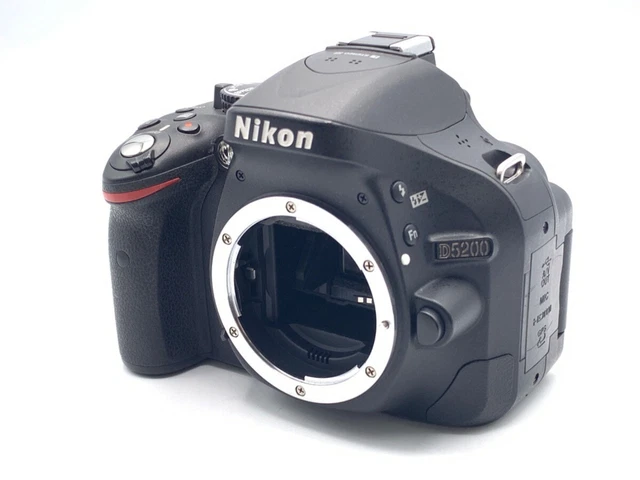 "Near Mint"  Nikon D5200 24.1 MP Digital SLR Camera - Body