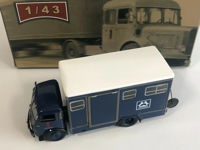 Camion Berliet 130 B11 Ressons Produits Laitiers IXO Altaya 1/43 - Occasion