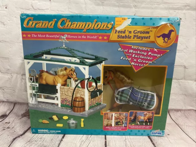 NIB Grand Champions  Feed N Groom Shower Stable Barn Vintage 1998 Empire Horses