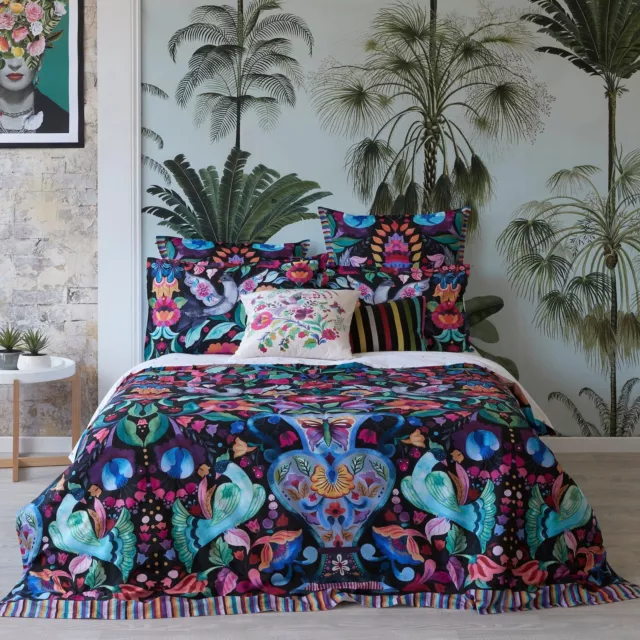 LUXOTIC Mallorca Black Quilt Cover Set