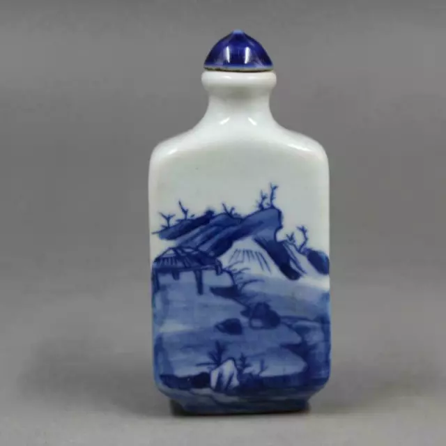 Chinese Blue and White Porcelain Qing Kangxi Landscape Design Snuff Bottle 2.99"