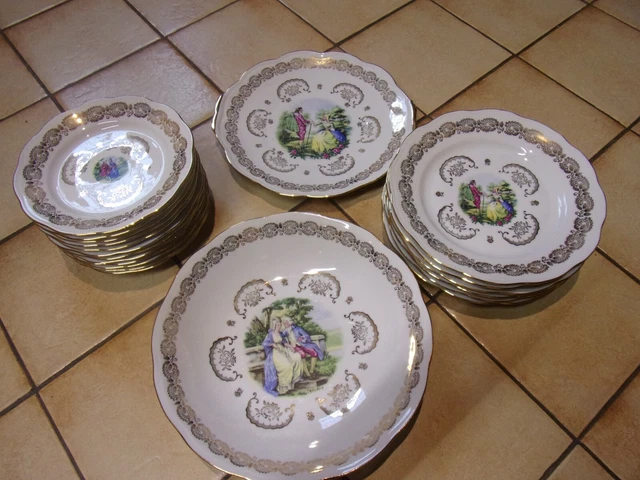 Grand Service De Vaisselle Porcelaine J.W. Pour 18 Personnes - 29 Pièces - Motif Floral