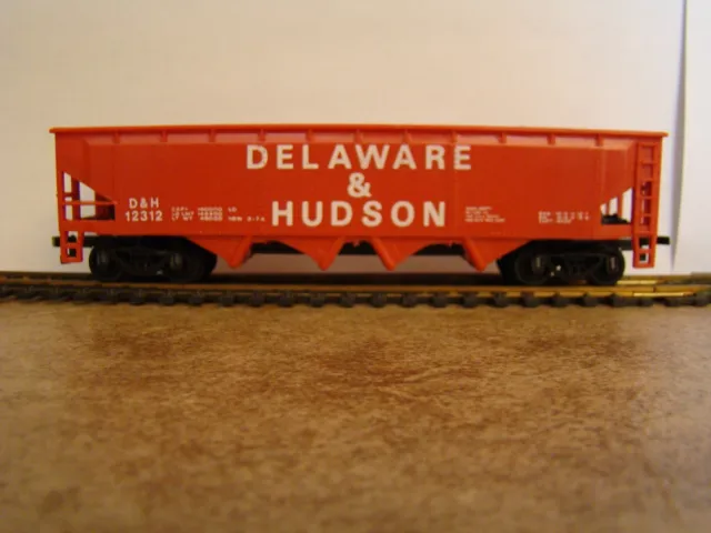 Bachmann, Delaware Hudson, Hopper Car #12312 Car, HO, Used