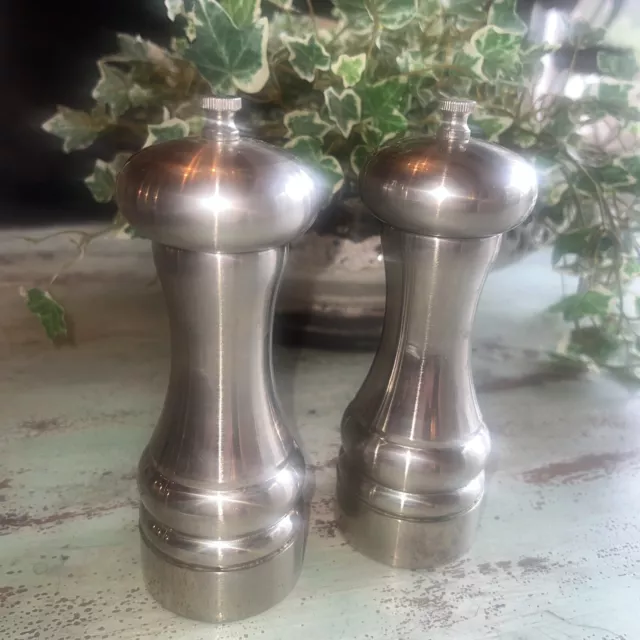 Salt and Pepper Mill Stainless Steel Shakers Grinder Set