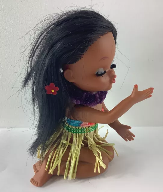 Vintage Hawaiian Hula Girl Doll Kneeling Grass Skirt Hula Dancer