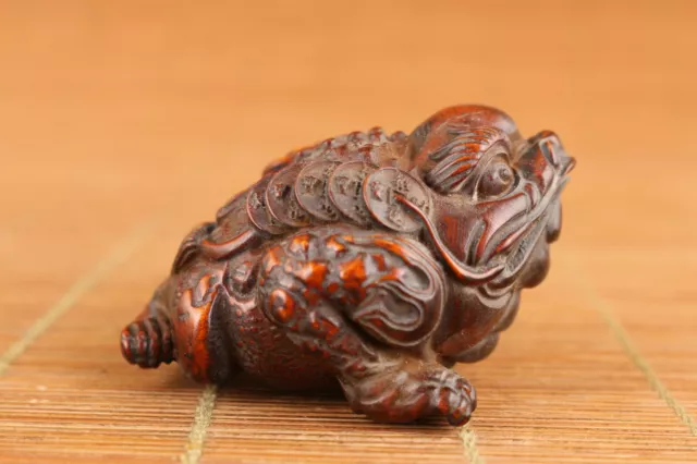 fortune Chinese boxwood jinchan frog figure fortune statue netsuke hand piece