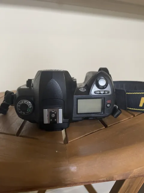 Nikon D70 12.1 MP Digital SLR Camera - Black (Body Only) 3