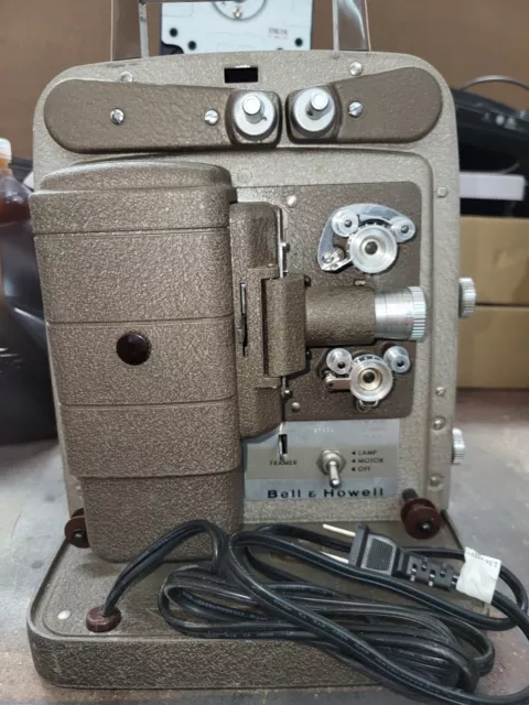 Vintage Bell & Howell 8mm Film Movie Projector Case WORKS!
