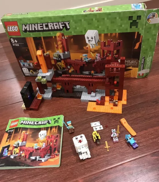 lego minecraft nether fortress 21122 set 100% COMPLETE with instructions 