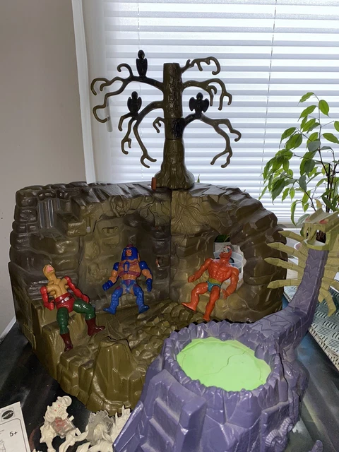 Master Of The Universe Fright Zone Mutant Slime Pit Beast Man King Hiss Maneface
