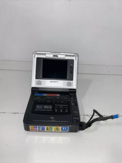Sony GV-D800 Digital Video cassette Recorder 4'' Digital 8 Video Walkman