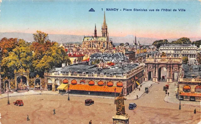 NANCY - Place Stanislas - vue de l'Hôtel de Ville -