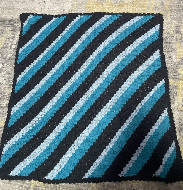 "Coperta all'uncinetto fatta a mano 43""x43"""