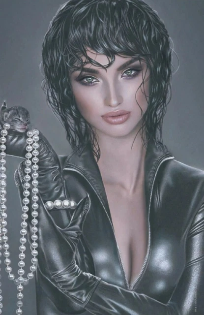 CATWOMAN 80th ANNIVERSARY 1 NATALI SANDERS VIRGIN COVER B VARIANT NM