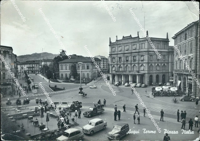 ch76 cartolina acqui terme piazza italia provinciadi alessandria piemonte pieghe